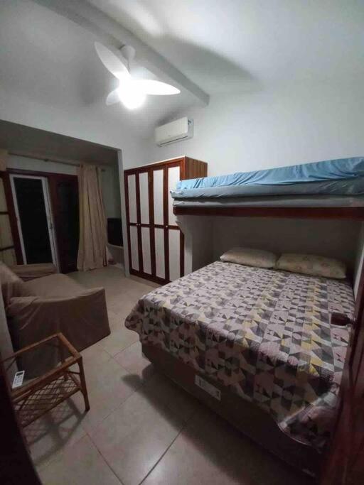 Casa de férias Casa Dentro Cond. Tenorio A 50mts Pe Areia, Terrea, Ar Cond Split, Area Gourmet, Cervejeira Ubatuba